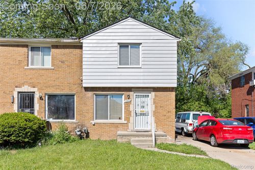 18697 Schaefer Hwy, Detroit, MI, 48235-1755 | Card Image