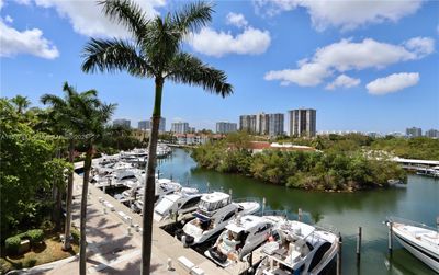 D406 - 3500 Island Blvd, Condo with 3 bedrooms, 3 bathrooms and null parking in Aventura FL | Image 1