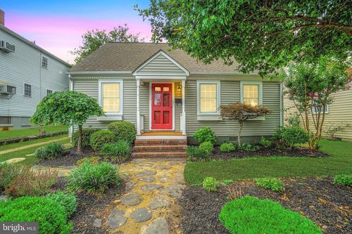 712 Freeman St, FREDERICKSBURG, VA, 22401-5606 | Card Image