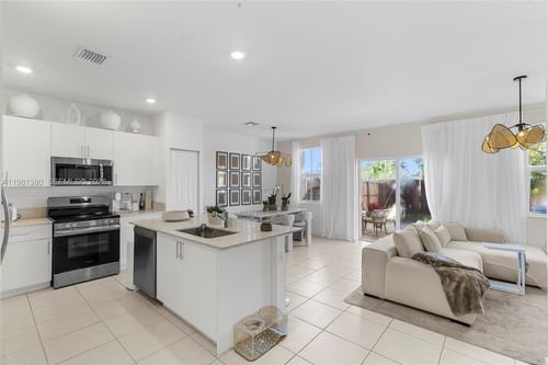 12022 Nw 46th St, Coral Springs, FL, 33076-2220 | Card Image