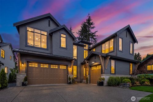 7311 152nd Ave Ne, Redmond, WA, 98052-4201 | Card Image