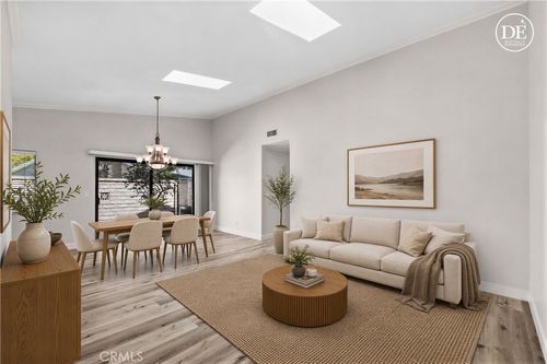 1307a-8933 Yolo Circle, Huntington Beach, CA, 92646 | Card Image