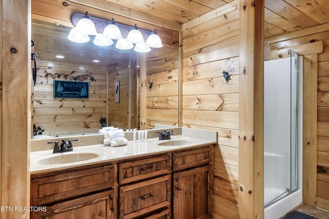2339 Bogle Spring Loop, House other with 3 bedrooms, 3 bathrooms and null parking in Sevierville TN | Image 16