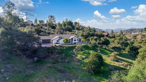 1392 Nancy Lee Ln, Alpine, CA, 91901 | Card Image