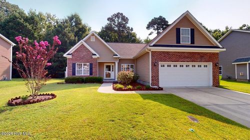 3221 Austin Ave, New Bern, NC, 28562-7084 | Card Image