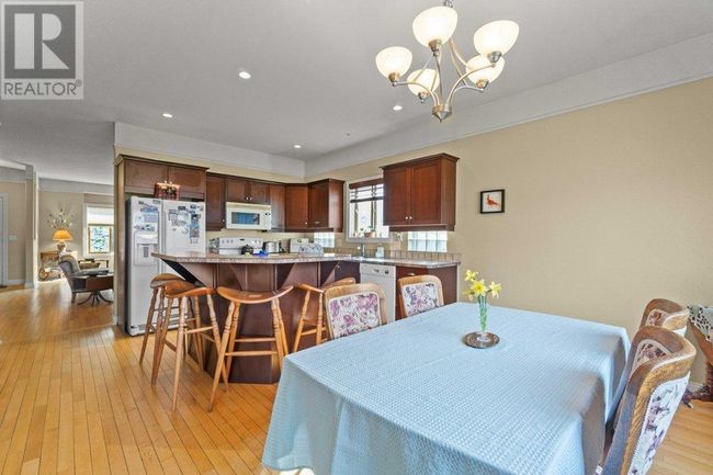 7 - 881 16 St Ne, House other with 3 bedrooms, 3 bathrooms and 2 parking in Salmon Arm BC | Image 24