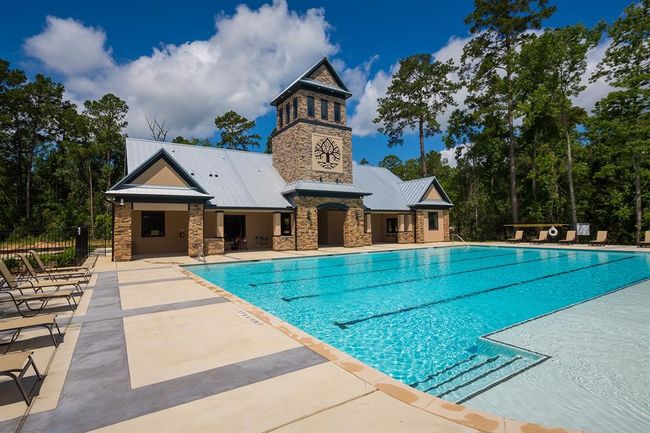 908 Falcon Hollow Ln, House other with 4 bedrooms, 4 bathrooms and 3 parking in Pinehurst TX | Image 49