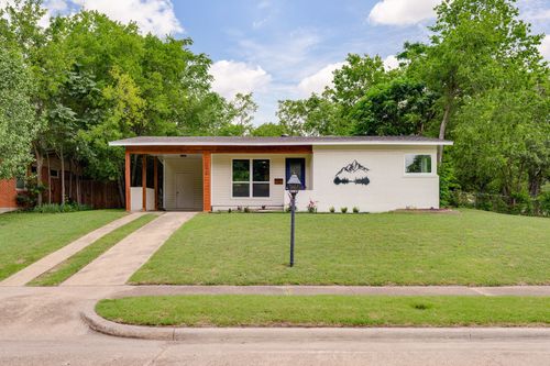 9795 Twin Creek Cir, Dallas, TX, 75228-3645 | Card Image