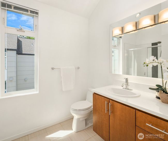UNIT-101 - 15240 Ne 81 St Way, Townhouse with 3 bedrooms, 3 bathrooms and 2 parking in Redmond WA | Image 16