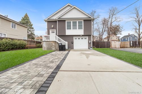 14 5th St, Huntington Station, NY, 11746-1443 | Card Image