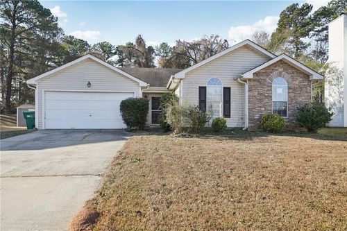 1443 Pebble Ridge Ln, Hampton, GA, 30228-6118 | Card Image