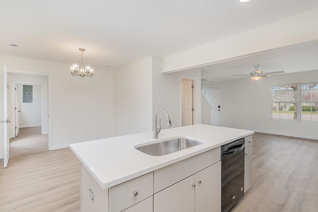 Kitchen | Image 9