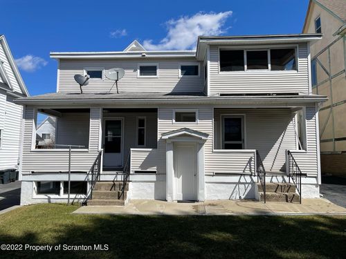 303 W Drinker St, Dunmore, PA, 18512-1917 | Card Image