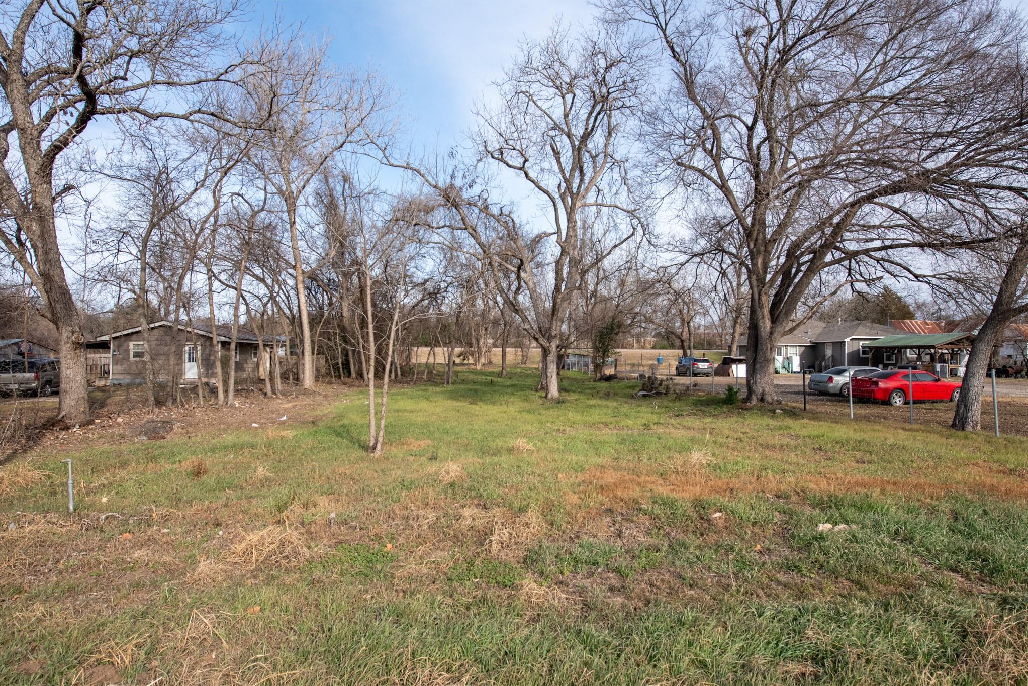 Land in Elgin
