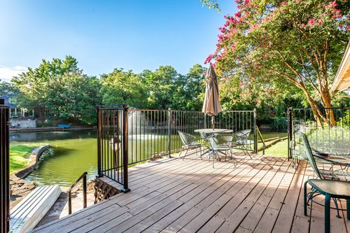 6737 Lakefair Cir, Dallas, TX, 75214-2737 | Card Image