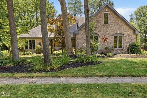 6687 Juliet Dr, Avon, IN, 46123-8453 | Card Image