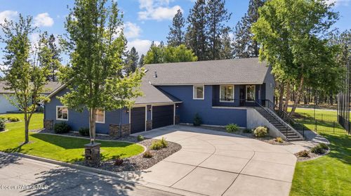 706 N Dundee Dr, Post Falls, ID, 83854-8886 | Card Image