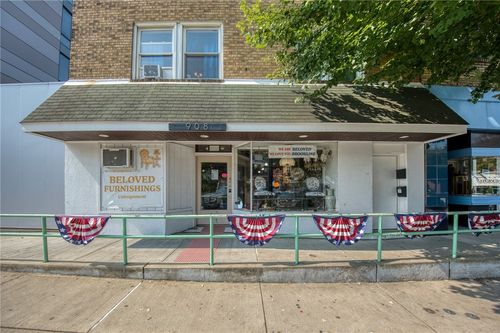 908 Brookline Blvd, Brookline, PA, 15226-2106 | Card Image