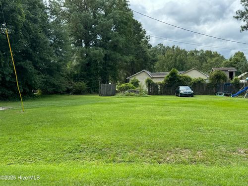 509-1901 Aycock Ave, New Bern, NC, 28562-6277 | Card Image