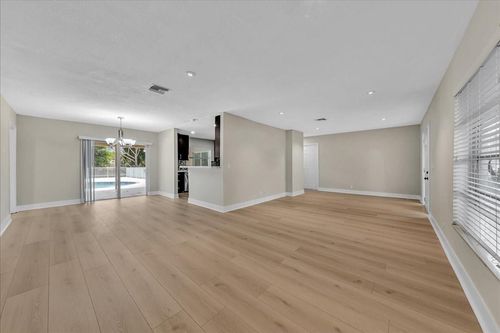 8695 Nw 28th Dr, Coral Springs, FL, 33065-5368 | Card Image