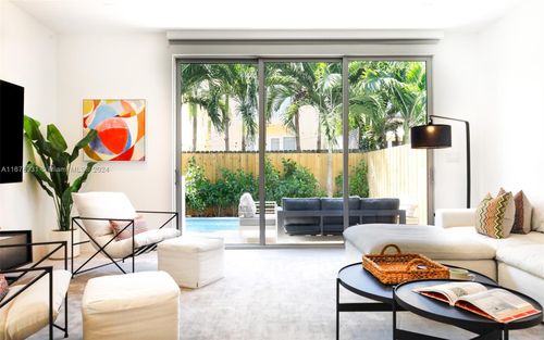 3110-3110 Elizabeth St, Miami, FL, 33133-4409 | Card Image