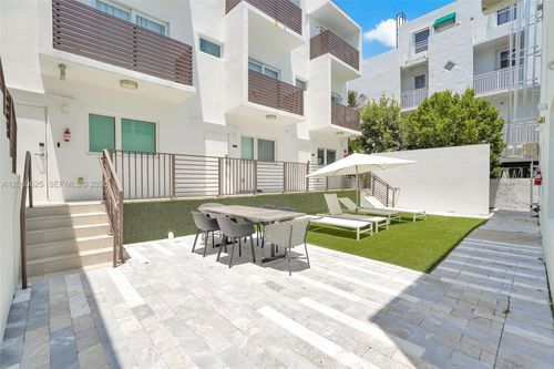 a109-1610 Euclid Ave, Miami Beach, FL, 33139-7756 | Card Image