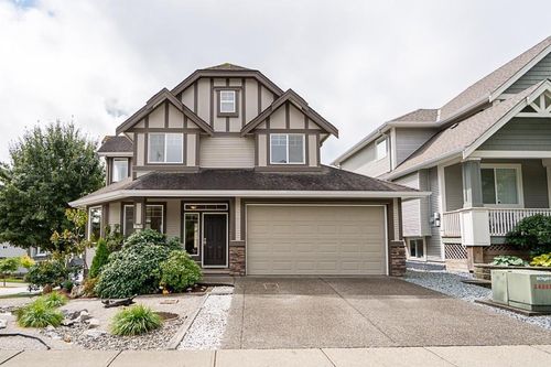 19766 69 Ave, Langley, BC, V2Y3H5 | Card Image