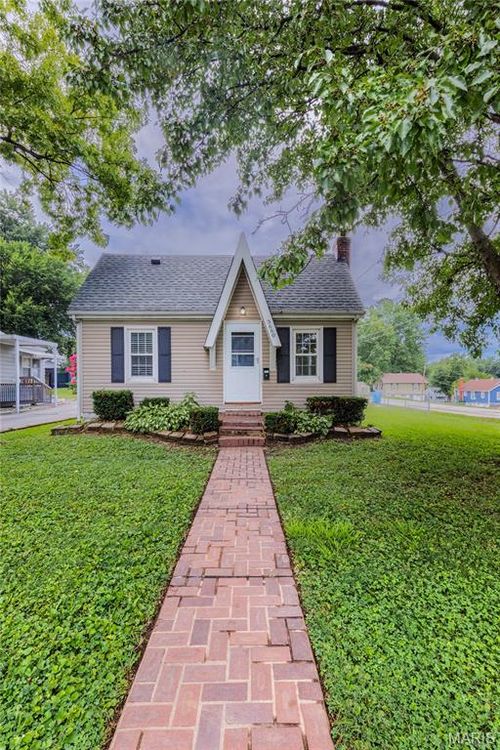 3660 Western Ave, Alton, IL, 62002-3156 | Card Image