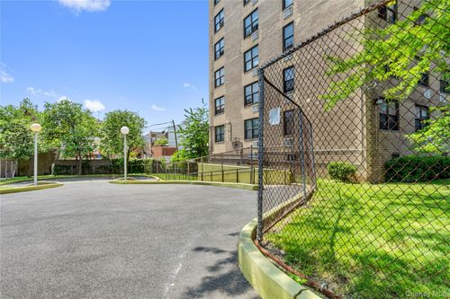 apt-405-1966 Newbold Ave, Bronx, NY, 10472-5036 | Card Image