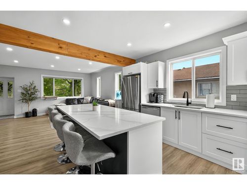 12714 126 St Nw, Edmonton, AB, T5L0X8 | Card Image