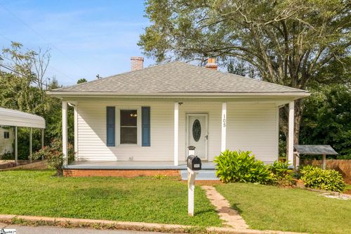 105 Margaret St, Easley, SC, 29640-1026 | Card Image