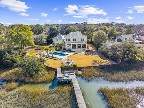 1064 N Shem Dr, Mount Pleasant, SC, 29464-4128 | Card Image