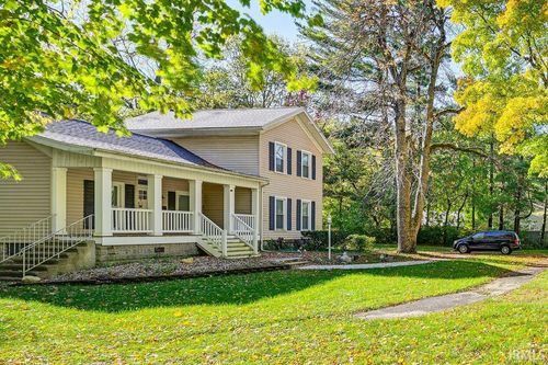 641 E Dragoon Trl, Mishawaka, IN, 46544-6629 | Card Image