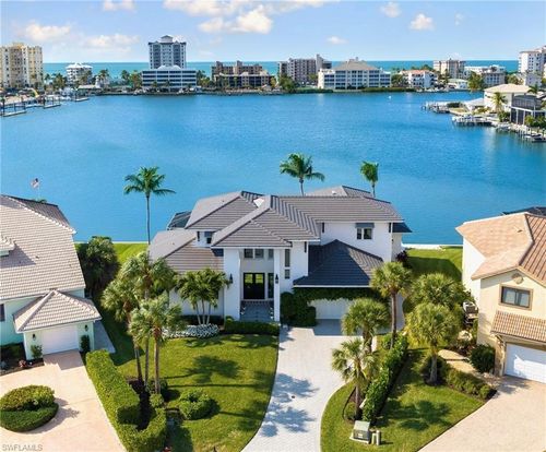 414 Palm Ct, NAPLES, FL, 34108-2361 | Card Image