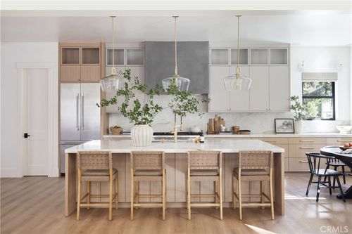 481 Bay View Ct, Lake Arrowhead, CA, 92352 | Card Image