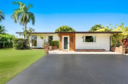 1905 Nw 62nd Ter, Margate, FL, 33063-2302 | Card Image