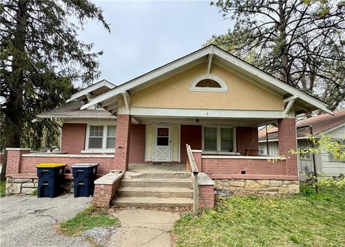 1400 E 77th Ter, Kansas City, MO, 64131-1941 | Card Image