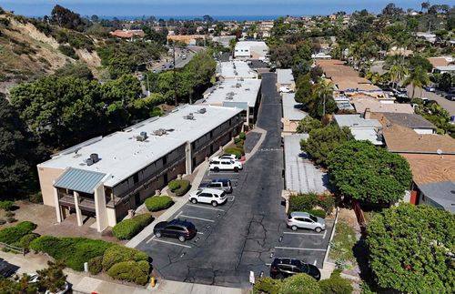 apt-201-800 Encinitas Blvd, Encinitas, CA, 92024-3311 | Card Image