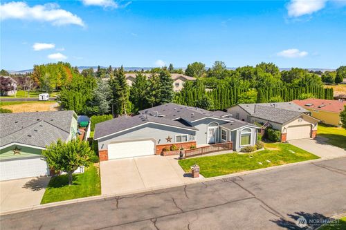 104-1100 S Rosewood Dr, Ellensburg, WA, 98926-3886 | Card Image