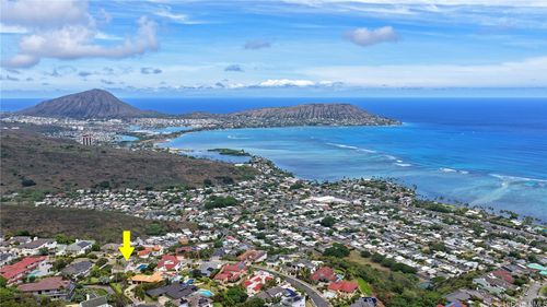 738 Kaulana Pl, Honolulu, HI, 96821-2535 | Card Image