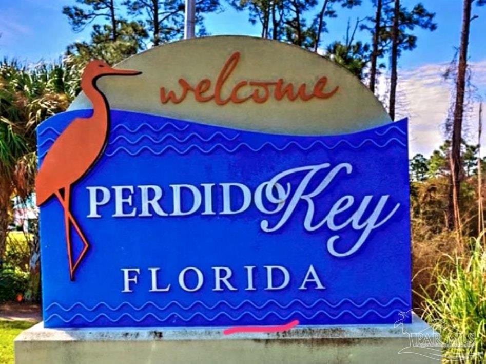 Land in Pensacola
