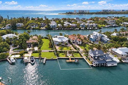4034 Roberts Point Rd, Sarasota, FL, 34242-1162 | Card Image