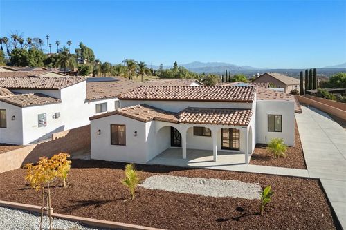2-4465 Gilchrist Drive, Riverside, CA, 92505 | Card Image