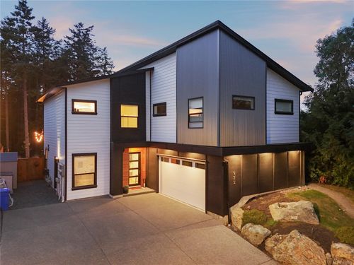 922 Greystone Pl, Langford, BC, V9C0N8 | Card Image