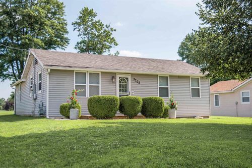 3208 Harrison St, Quincy, IL, 62301-6224 | Card Image