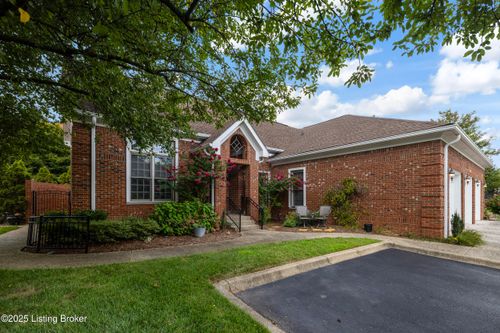 2617 Alia Cir, Louisville, KY, 40222-3421 | Card Image