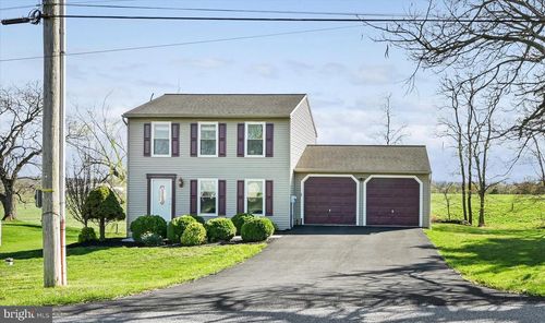 4285 Highland Rd, Elizabethtown, PA, 17022-9011 | Card Image