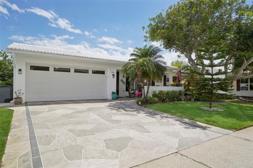 9153 42nd Way N, PINELLAS PARK, FL, 33782-5604 | Card Image