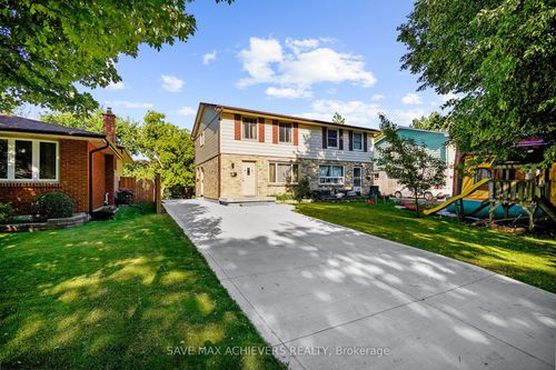 85 Kintail Cres, London, ON, N6E1J4 | Card Image