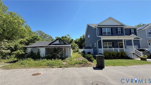 430 Harrison St, Hampton, VA, 23669-3049 | Card Image